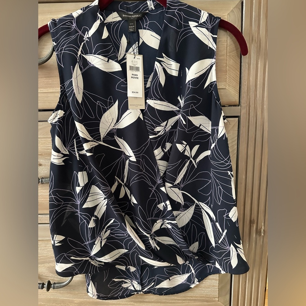 Women’s Banana Republic Tank Top XXSP NWT